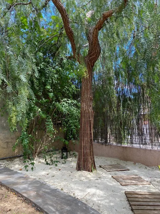 Villa Petite maison au calme avec jardin clim et parking à Toulon
