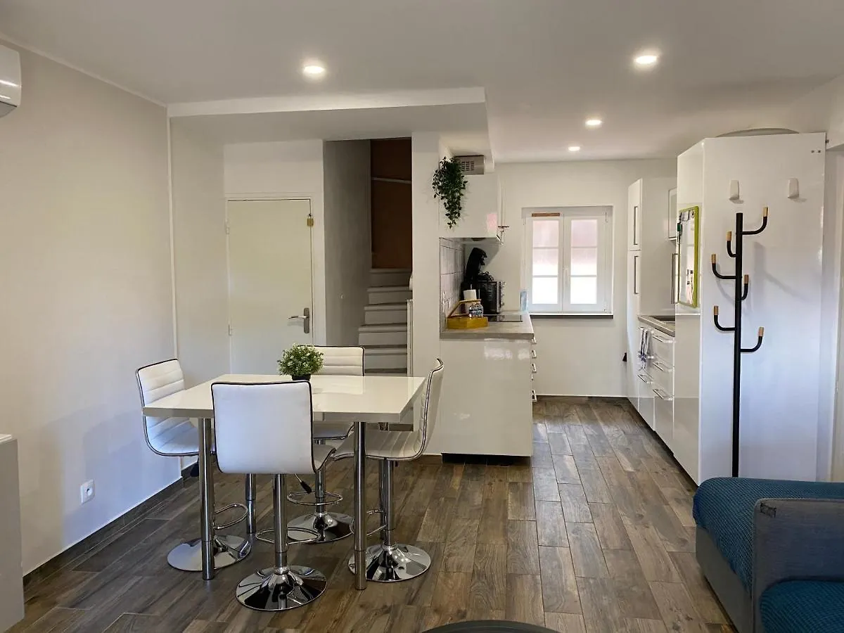 Hébergement de vacances Villa Petite maison au calme avec jardin clim et parking à Toulon